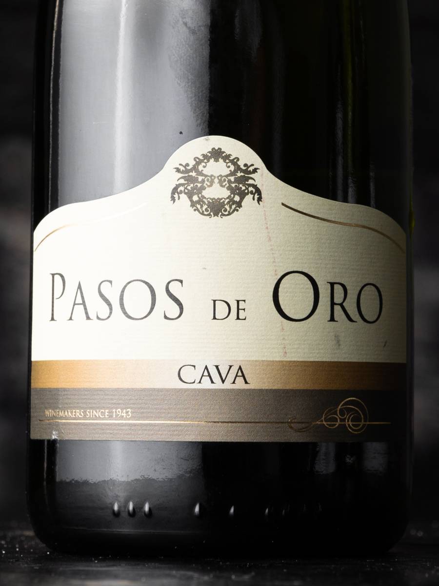 Игристое вино Cava Extra Brut Pasos de Oro / Кава Экстра Брют Пасос де Оро