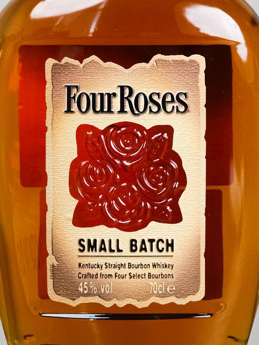 Бурбон Bourbon Four Roses Small Batch / Фо Роузез Смолл Бэтч