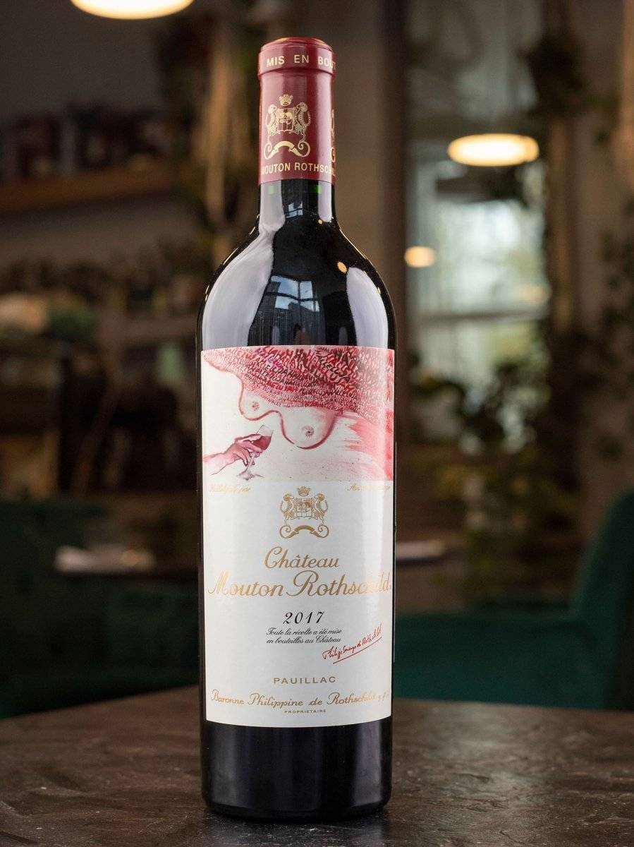 Вино Chateau Mouton Rothschild Pauillac Premier Grand Cru Classe 2017 / Шато Мутон Ротшильд Пойяк Примьер Гранд Крю Классе