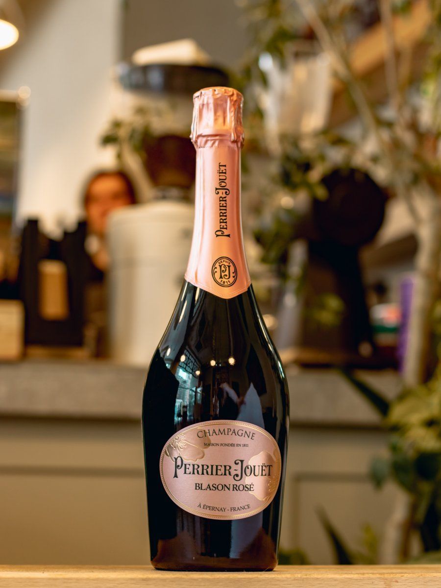 Шампанское Perrier-Jouet Blason Rose / Перрье-Жуэ Блазон Розе