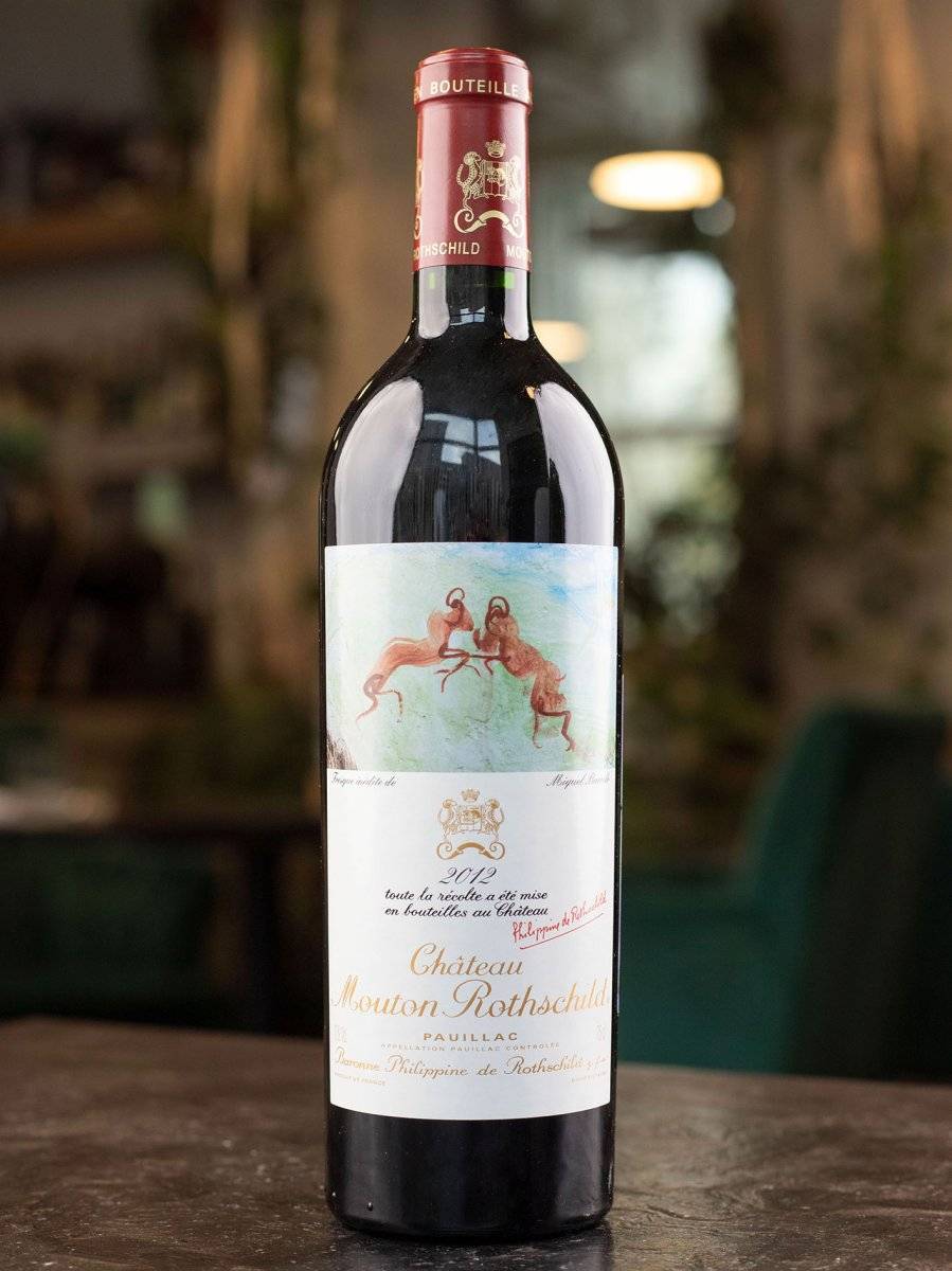 Вино Chateau Mouton Rothschild Pauillac Premier Grand Cru Classe 2012 / Шато Мутон Ротшильд Пойяк Примьер Гранд Крю Классе