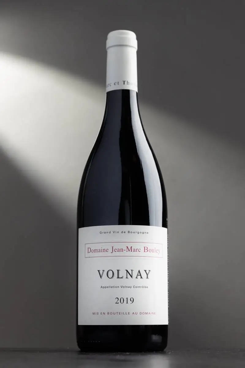 Вино Domaine Jean-Marc Bouley Volnay 2019 / Домен Жан Марк Буле Вольне