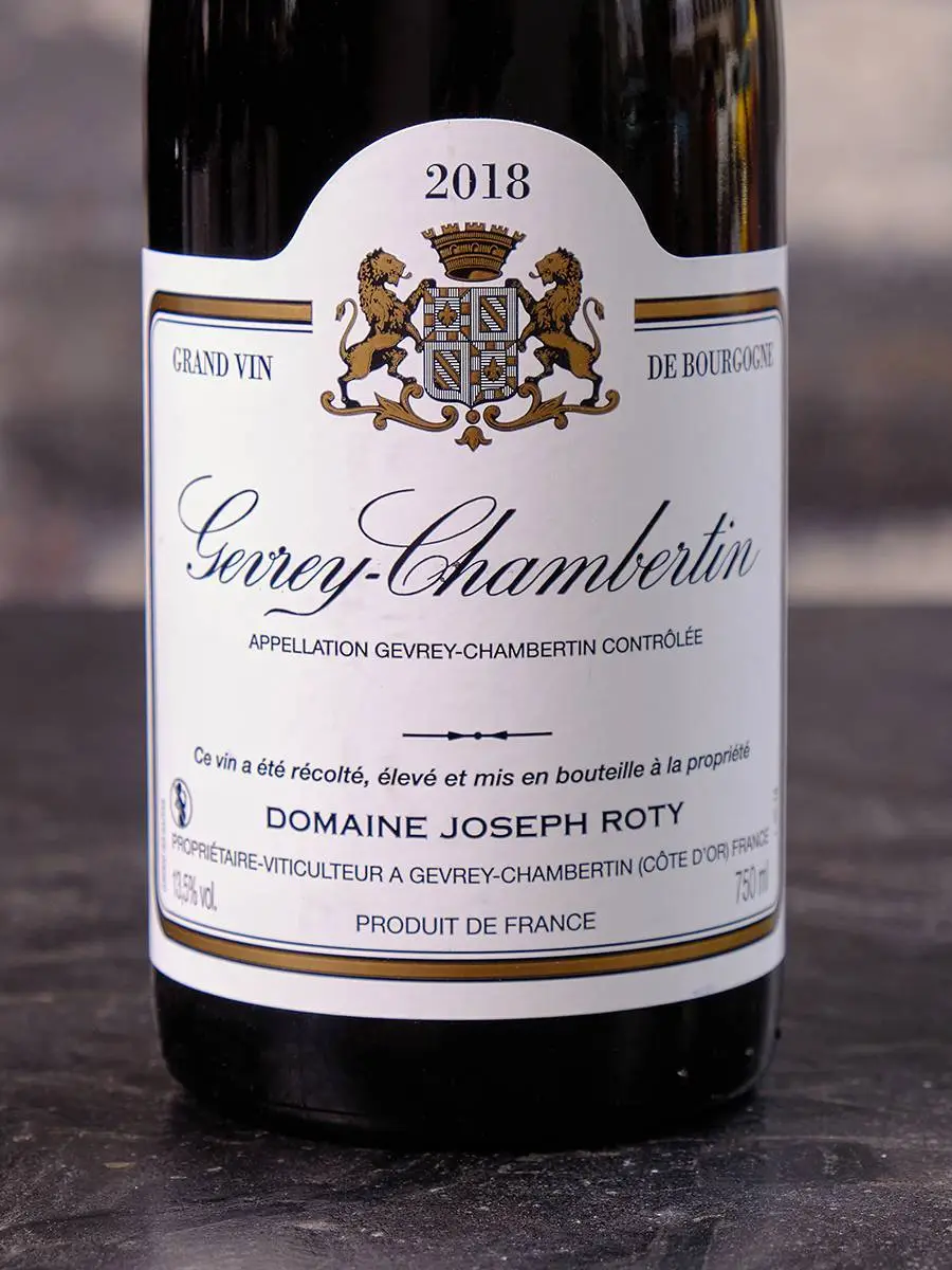 Вино Domaine Joseph Roty Gevrey-Chambertin Cuvee Champs Chenys 2018 / Домен Жозеф Роти Жевре-Шамбертен Кюве де Шам-Шени