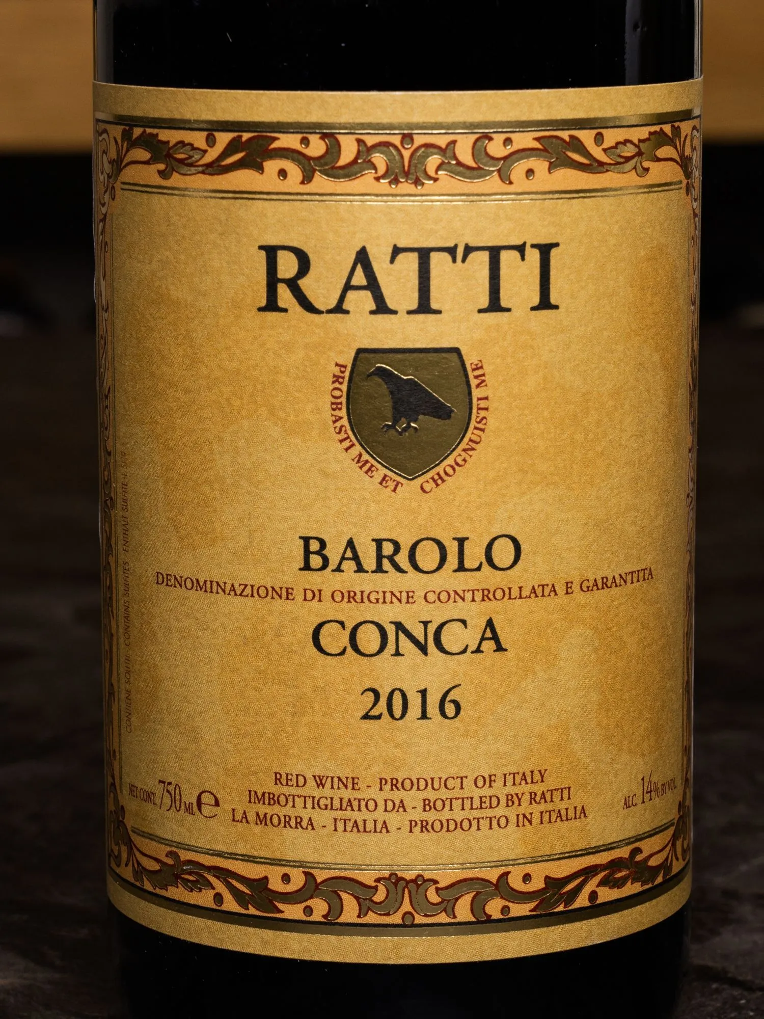 Вино бароло италия. Barolo вино. Вино итальянское красное сухое.