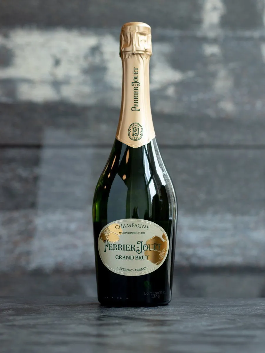 Купить шампанское Perrier-Jouet Grand Brut - лучшая цена и выбор в Остерия  Амичи